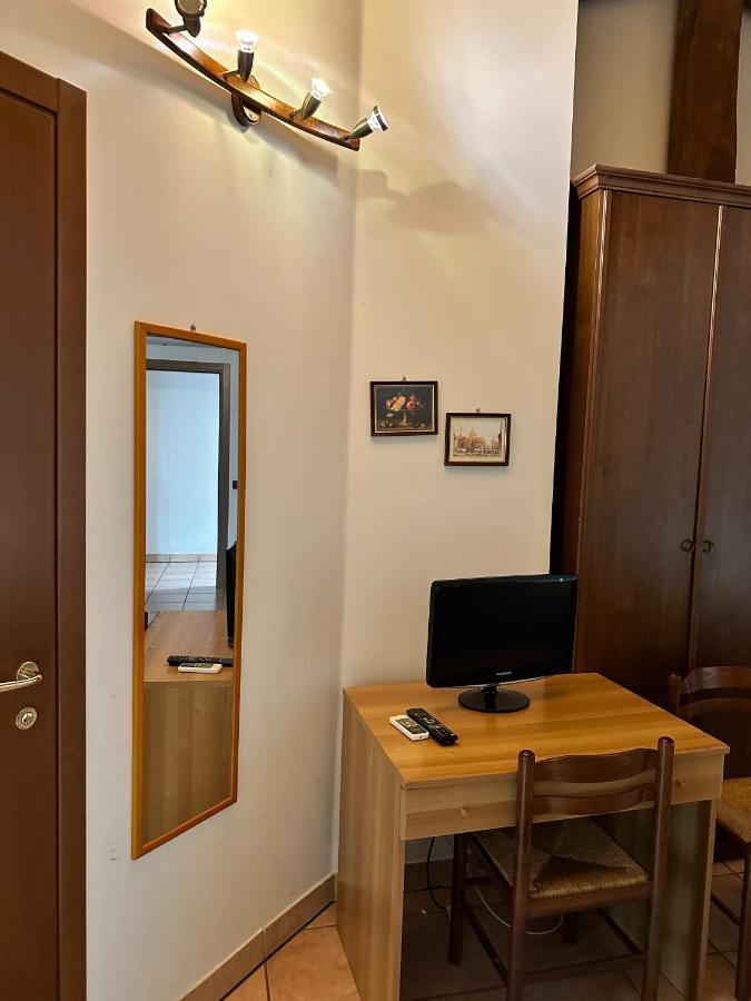 Agriturismo La Rasdora Porto Mantovano Luaran gambar